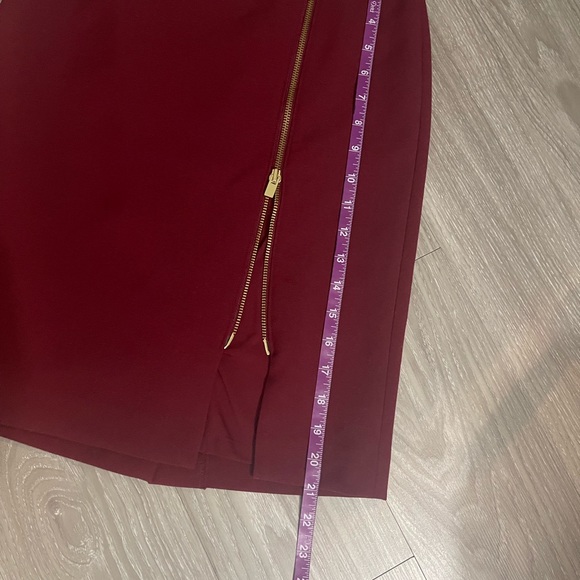 Talbots Maroon Wine Skirt With Gold Side Zipper - Picture 8 of 8